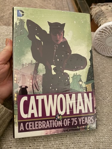 Catwoman celebration of 75 - a,